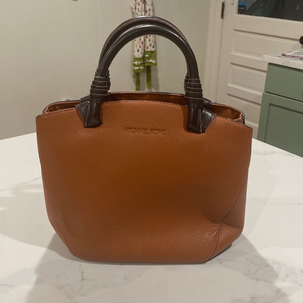 NWOT Michael Kors Purse with Gold Details